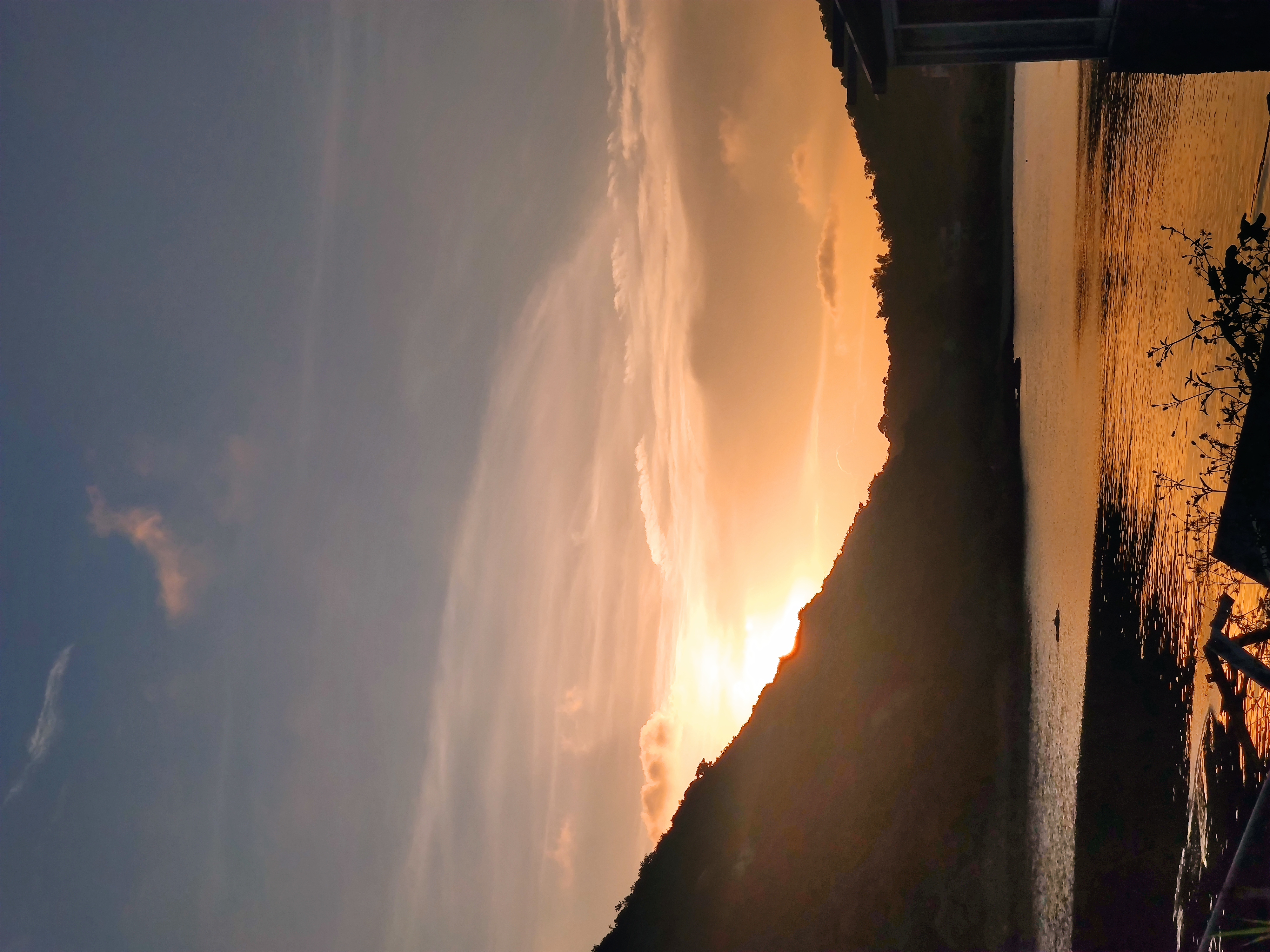 Featured image of post Hiking on lammaIsland